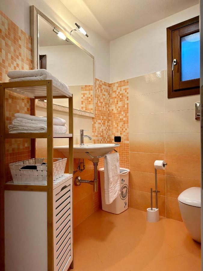 Villa Zippiri Is Molas プーラ エクステリア 写真