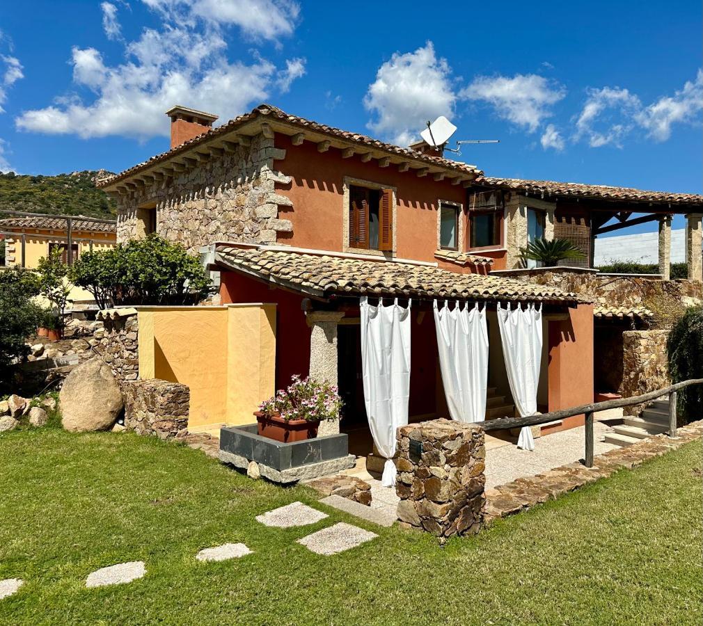 Villa Zippiri Is Molas プーラ エクステリア 写真